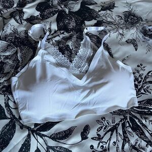 Nautica Y2K white bralette / crop top